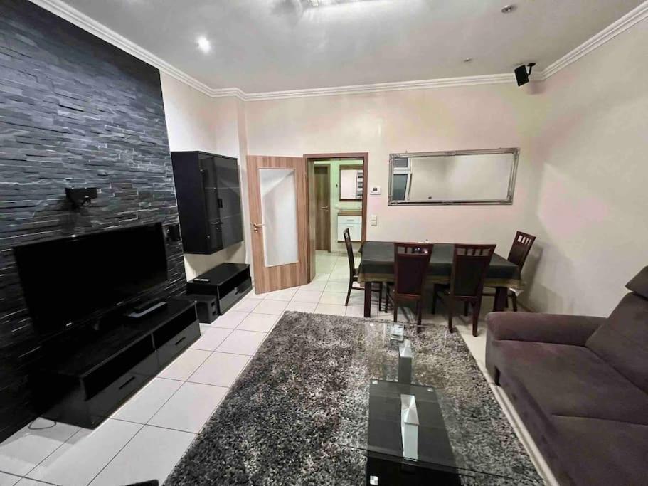 Modernes Appartement In Guter Lage In Essen Exterior photo